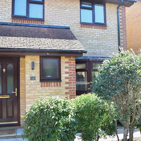 Beautiful 3 Bed Home In The Heart Of New Forest Hordle Buitenkant foto