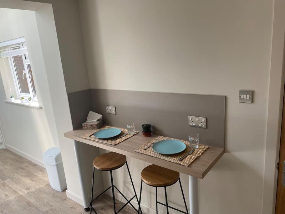 Beautiful 3 Bed Home In The Heart Of New Forest Hordle Buitenkant foto