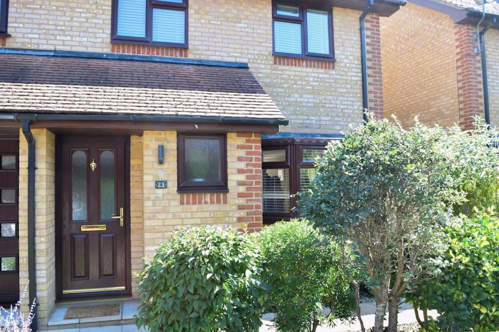 Beautiful 3 Bed Home In The Heart Of New Forest Hordle Buitenkant foto